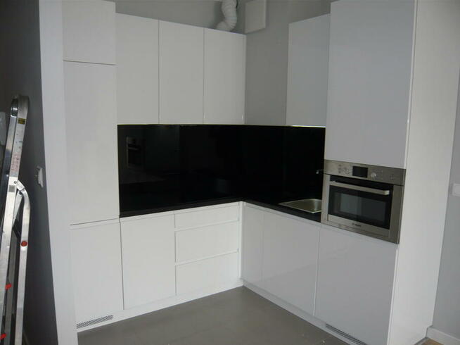 Meble na wymiar, szafy, kuchnie, garderoby, zab. łazienkowe