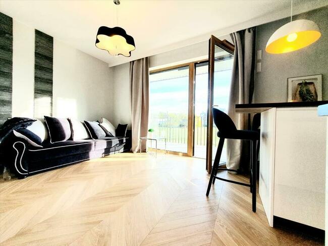 Luksusowa dobrze oświetlona kawalerka na zielonych Bielanach