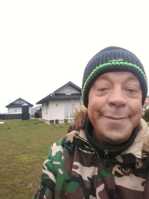 Ja bardzo samotny kawaler.