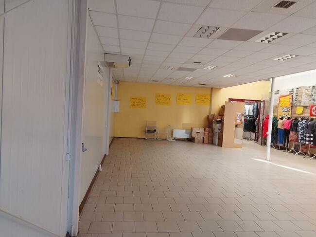 Lokal handlowo- usługowy Centrum Handlowe Płock