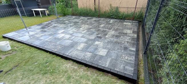 Układanie kostki brukowej