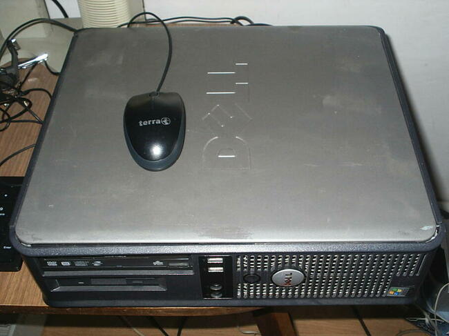 Dell Optiplex GX620 z oryg. Windows XP + naklejka + płyta CD