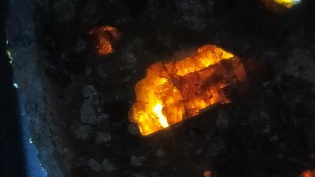 Meteoryt z oliwinami płytka Pallasytu