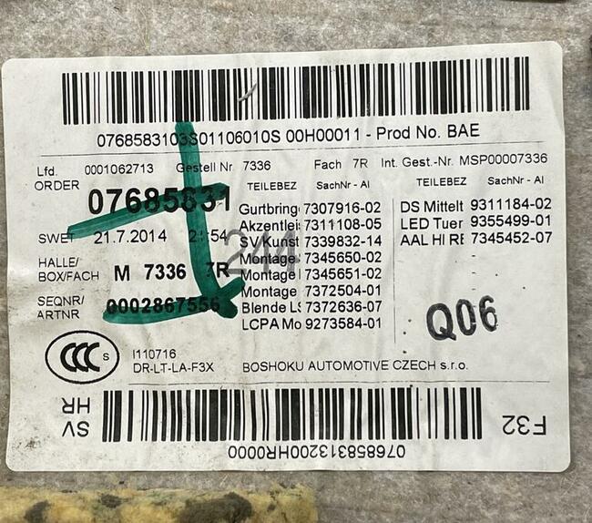 BMW F32 F33 boczek drzwi prawy tył czarna skóra