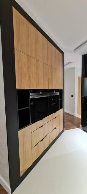 Meble kuchenne na wymiar POLECAM AKRYL. MDF LAKIER, FORNIR