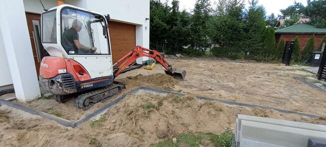 Układanie kostki brukowej