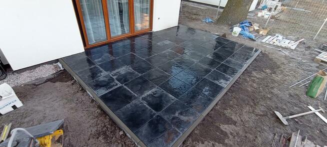 Układanie kostki brukowej