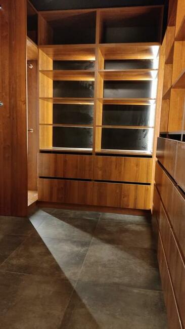 Meble na wymiar kuchnie szafy garderoby