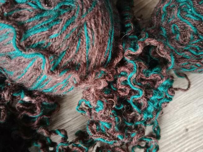 334 GR zielono brązowa wełna włóczka