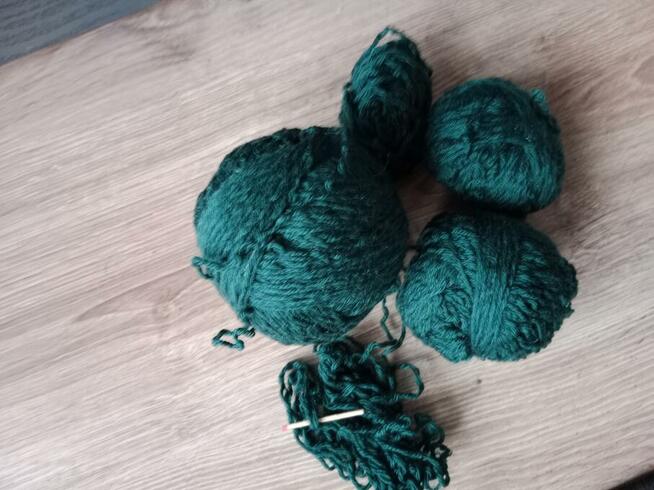 159 gr ciemna zieleń wełna włóczka