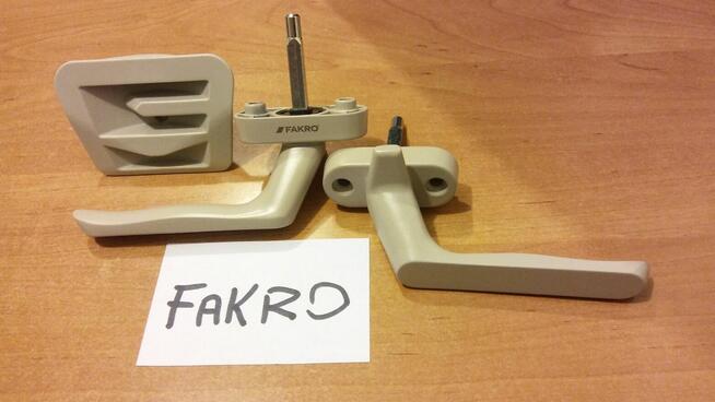 klamka do okna dachowego Fakro Roto Velux Dekstra Tyrem