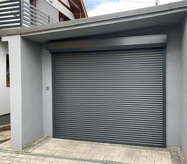 Rolety garażowe na pilota z montażem Śląsk i Podbeskidzie.