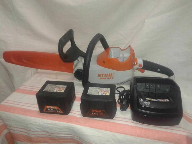 pilarka akumulatorowa STIHL MSA 140 pila 2 aku ładowarka
