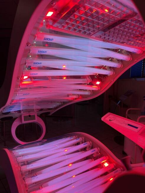 Infuzja tlenowa Koloroterapia Chromoterapia Solarium LED UV