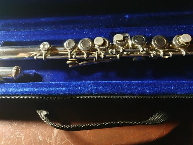 Okazja Flet poprzeczny z zagiętą główką 1000,-