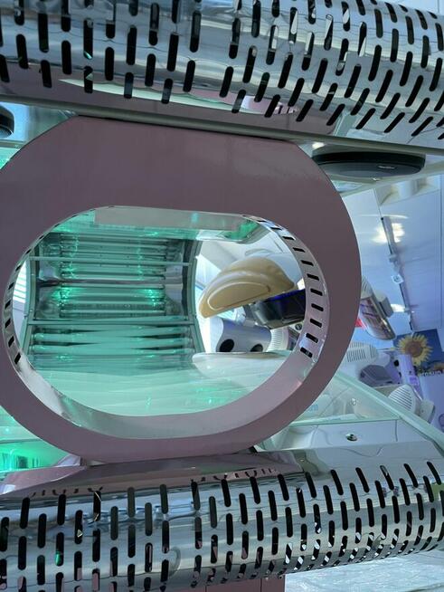 Infuzja tlenowa Koloroterapia Chromoterapia Solarium LED UV