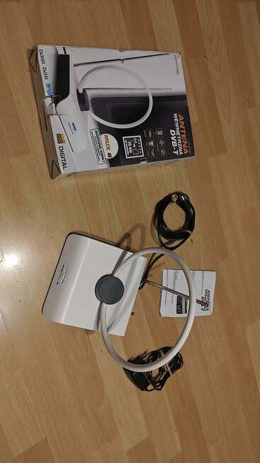 Arkas antena wewnętrzna DVB-T model UVR-AV184