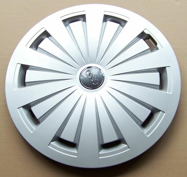 8W0601147 4x Oryginał Kołpaki Audi A4 lub A3 A6 16 cali