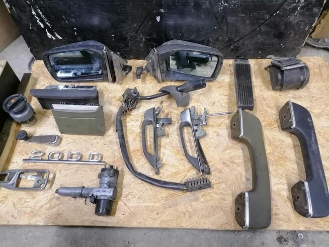 Mercedes W123 części przekaźnik klamka plastik osłona chrom