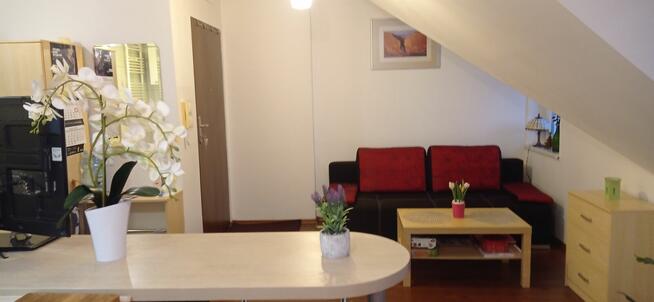 Ładne mieszkanie 36 m2 z klimatyzacją w centrum Mrągowa