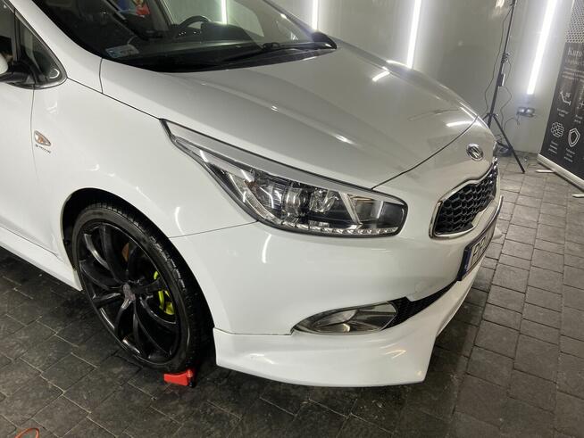 Detailing korekta lakieru sprzątanie mycie ceramika wosk