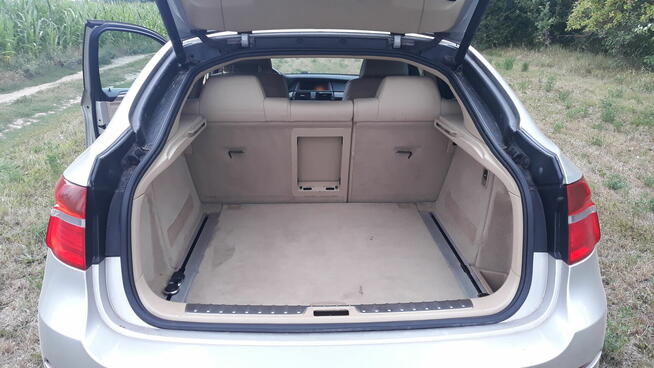 BMW X6 xDrive50i 407KM