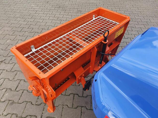 Kosiarka profesjonalna Iseki SF230 23KM kabina pług zamiatar