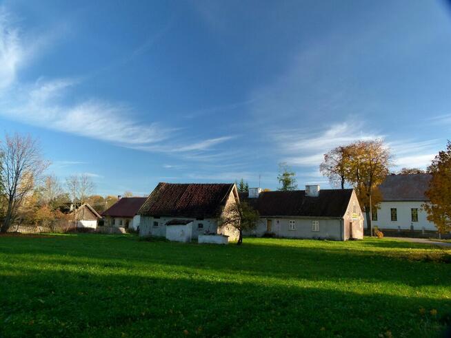 Mazury , Dom 182 m², budynek gospodarczy 64 m² - 370000 zł