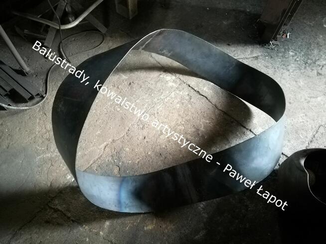 Balustrady kute i nierdzewne Warszawa, poręcze, schody