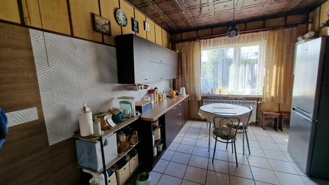 Poręba dom parterowy blisko centrum z budynkiem pod działaln