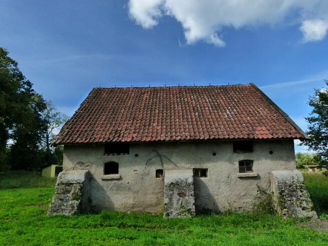 Mazury , Dom 182 m², budynek gospodarczy 64 m² - 370000 zł