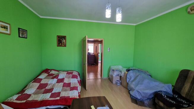 Poręba dom parterowy blisko centrum z budynkiem pod działaln