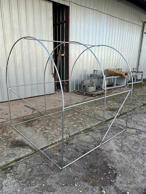 Szklarnia z poliwęglanu; tunel foliowy