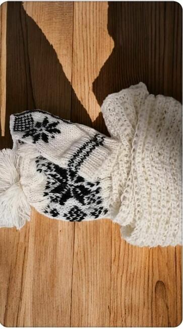 Swetry wełniane góralskie, skarpety, rękawice, czapki