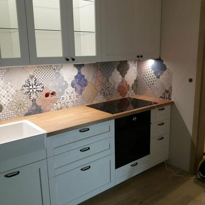 Montaż kuchni i mebli IKEA. Szafy PAX.