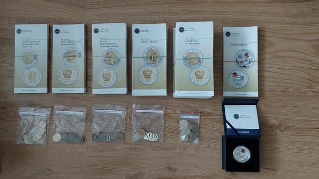 WYPRZEDAŻ monet 5zł z serii „Odkryj Polskę”+folder