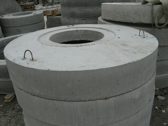 kręgi betonowe studnie wodomierzowe śląsk Zawiercie Myszków