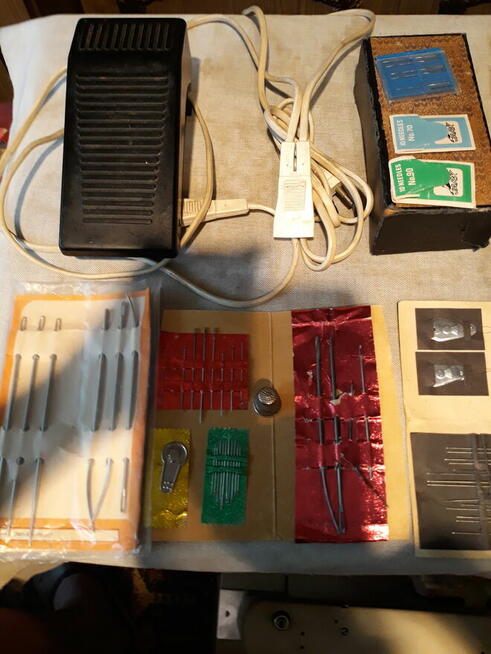 bibloteczka z prl ,(lata 70)