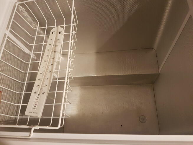 Sprzedam zamrażarkę