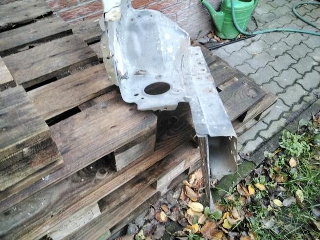 Nissan Almera prawa podłużnica