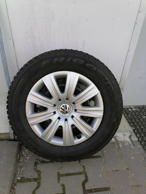 SPRZEDAM KOMPLET OPON ZIMOWYCH DĘBICA 215/65R16-98H Z FELGAM