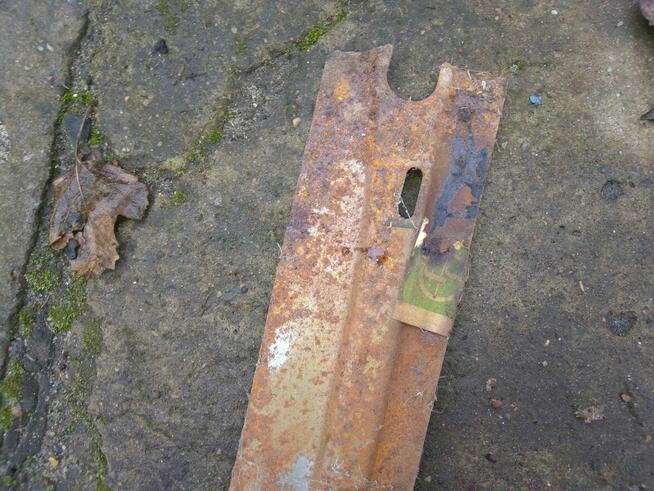 Element dachu słupek Fiat 125p oryginał kolekcja reperaturka