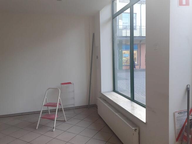 Radomsko lokal mieszkalno usługowy na ul Tysiąclecia wynajmę