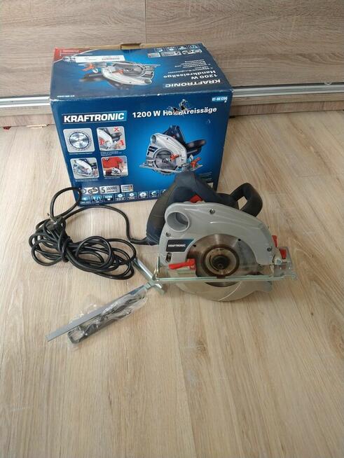 Pilarka tarczowa ukosnica krajzega przecinarka.