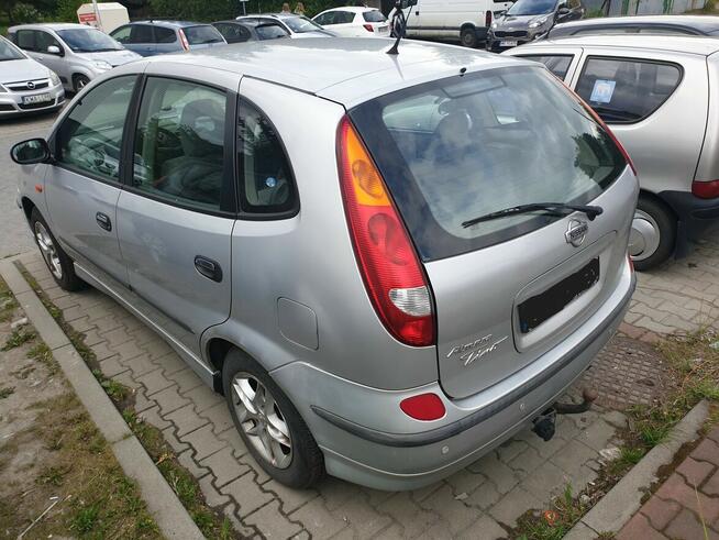 Części Nissan almera tino 2.2 diesel