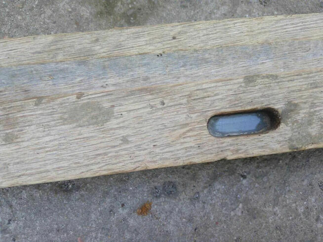 Poziomica drewniana 70 cm stara PRL dwa wskaźniki