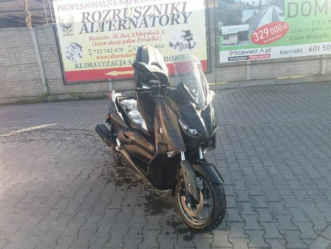 Yamaha xmax 125