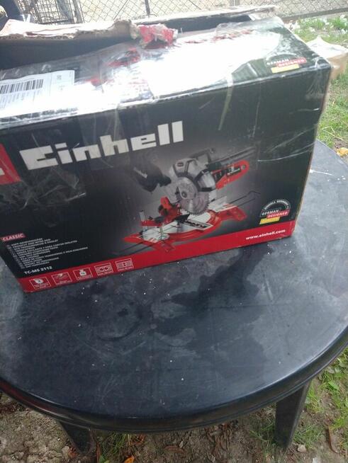 Pilarka tarczowa ukosnica krajzega przecinarka.