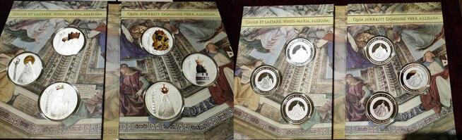 4 x Zestaw WATYKAN Sanktuaria Złoto Albu Tiara Papież Korony