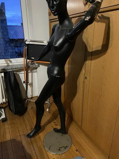 Manekin kobiety wystawowy wys. 170cm